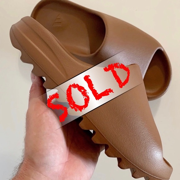 adidas ❌SOLD🎁Yeezy Slide Flax NEW Mens 10 - Picture 1 of 7